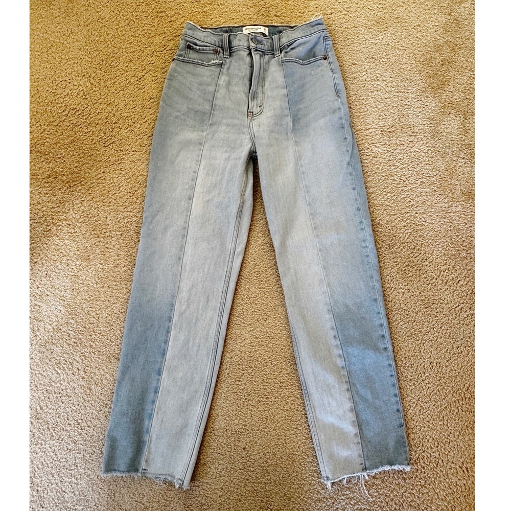 Abercrombie & Fitch The Ankle Straight Ultra High Rise jeans